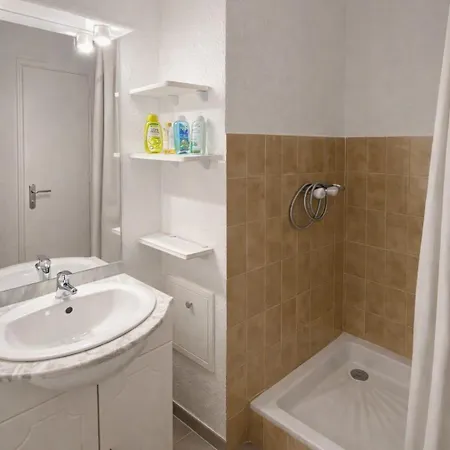 Les étoiles, Cosy Avec Balcon, Vue Montagne, Wifi ,proche Des Pistes Appartamento *